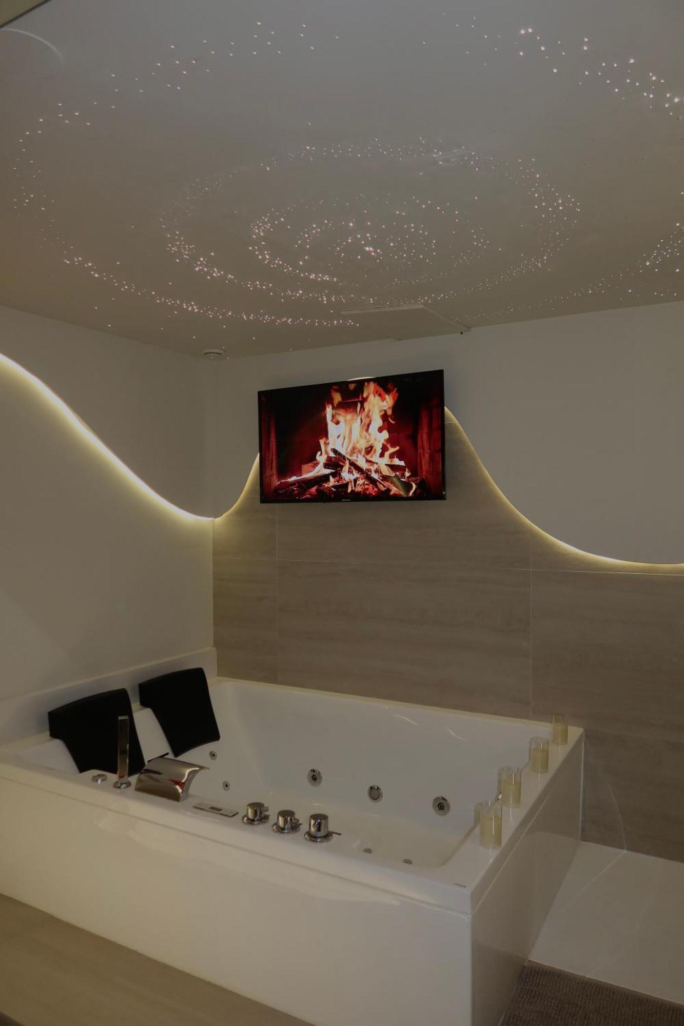 Spa Privatif - Love Room Luxe - Proche Disney Marles-en-Brie Exterior foto